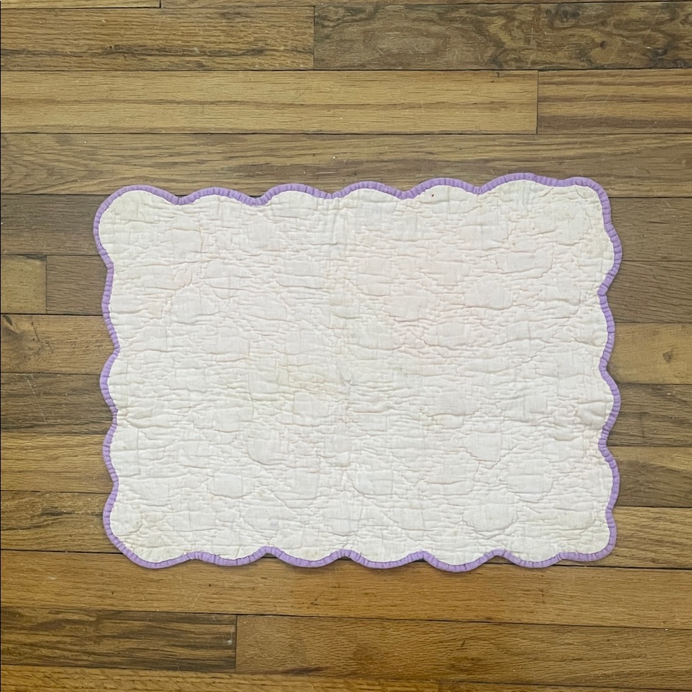 Vintage Floral Patchwork Quilted Mat - Picture 3 of 4